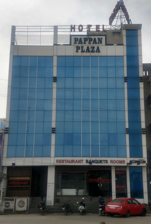 Hotel Pappan Plaza Palwal ภายนอก รูปภาพ